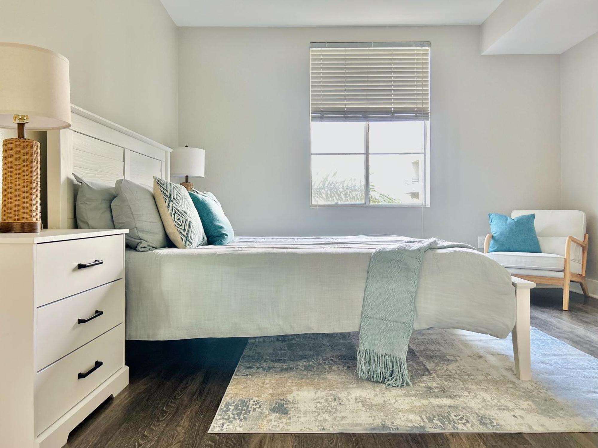 2Bd 2Ba Santa Monica Apartment With Relaxing Pool View Лос Анджелис Екстериор снимка