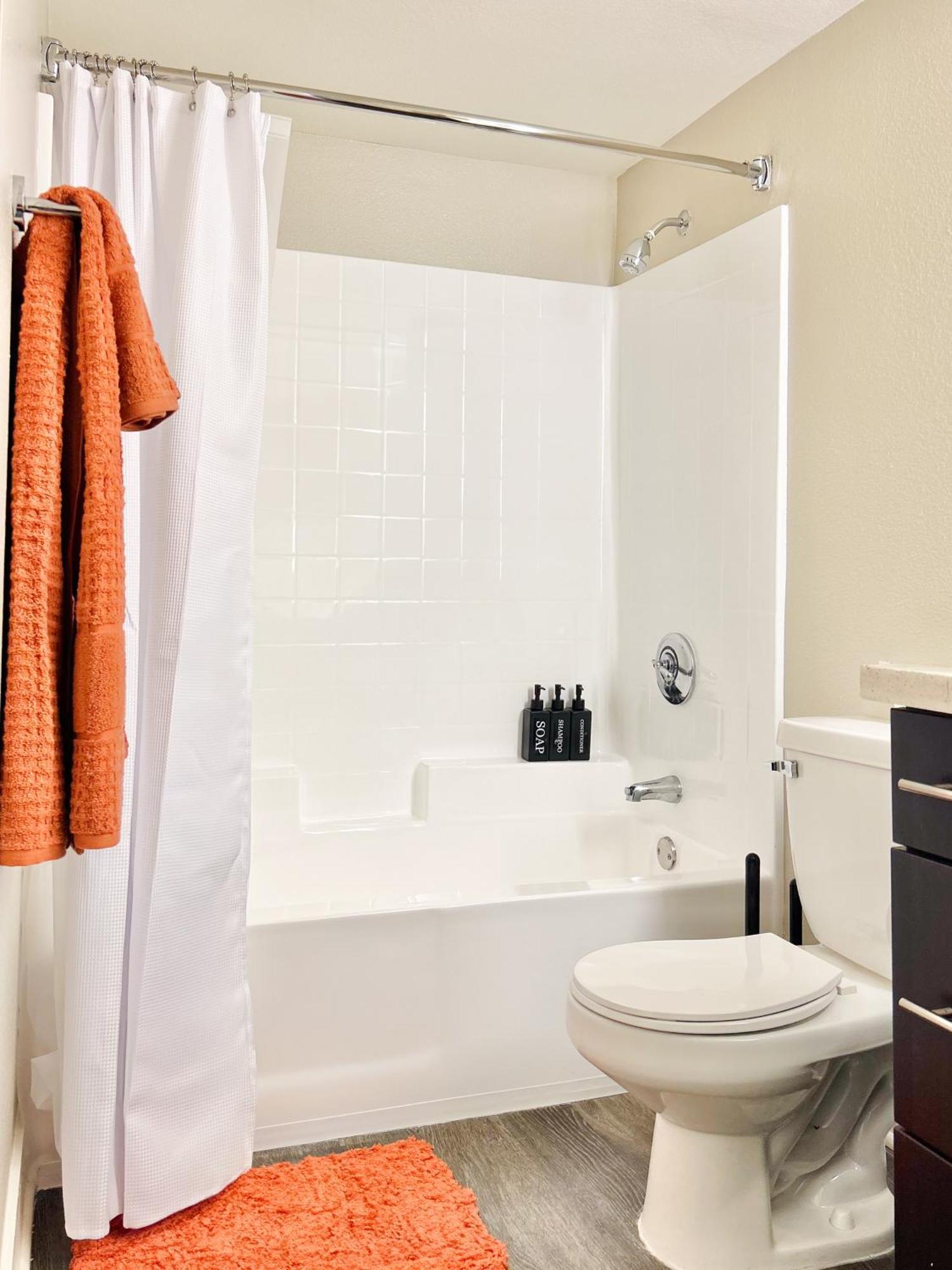 2Bd 2Ba Santa Monica Apartment With Relaxing Pool View Лос Анджелис Екстериор снимка